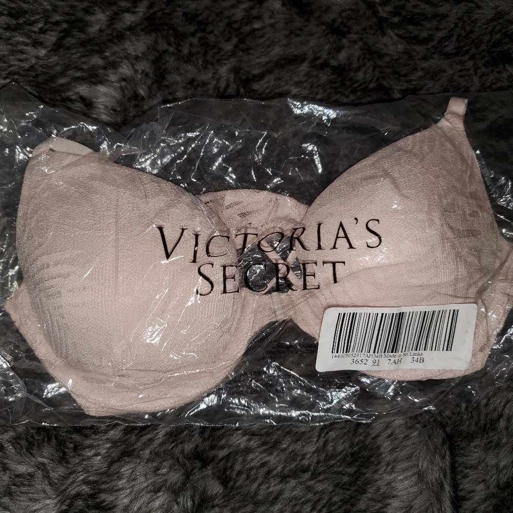 Victoria's secret bra
